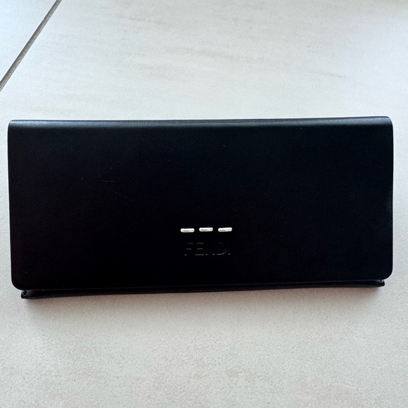 Fendi Sky Monogram sunglasses - Picture 4 of 5